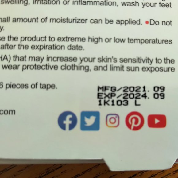 *Sold* Baby Foot Exfoliating Foot Booties for Peel 2.4 fl oz New sealed Box - Picture 8 of 16